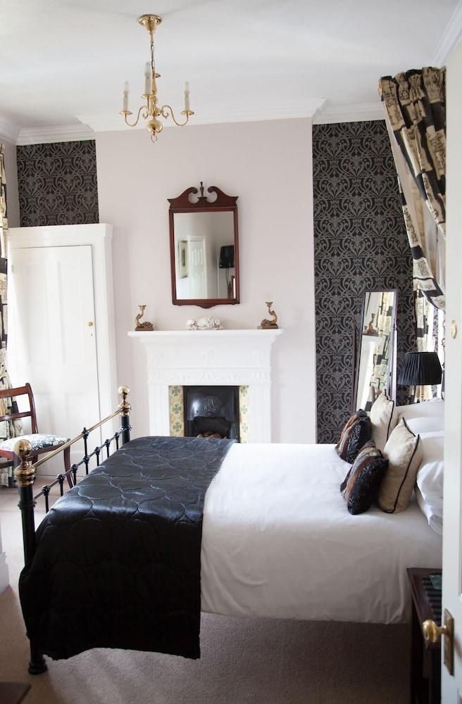 The Langtons Bed & Breakfast - Room
