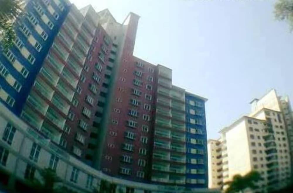 Lumut Valley Resort Condominium - Featured Image