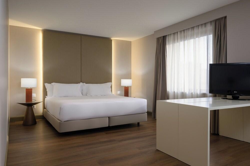 Hotel Coimbra Aeminium, Affiliated by Meliá - Room