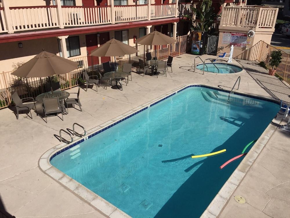 Heritage Inn La Mesa - Outdoor Pool