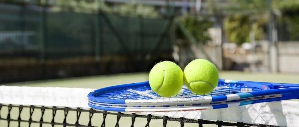 هوتل بيترا - Tennis Court