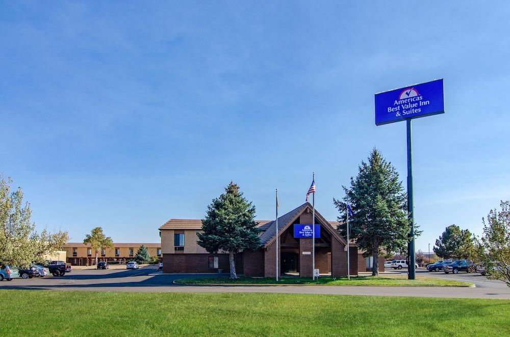 Americas Best Value Inn & Suites Ft. Collins E at I-25 - Featured Image