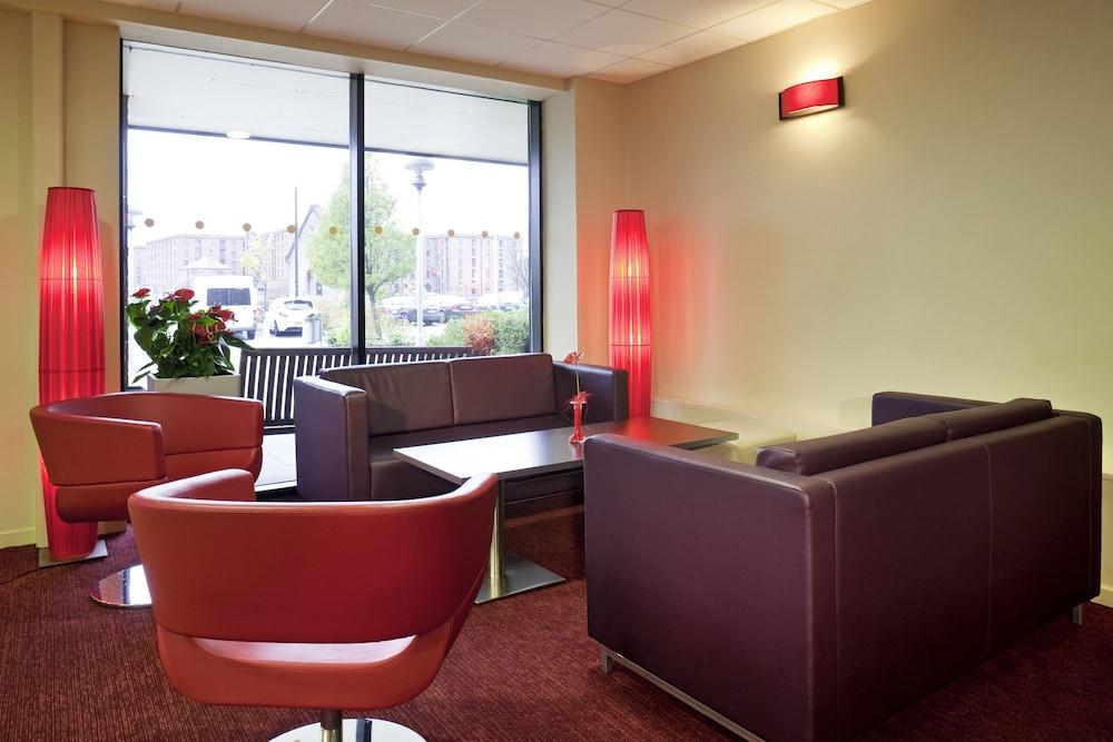 Ibis Liverpool Centre Albert Dock – Liverpool One - Lobby Sitting Area