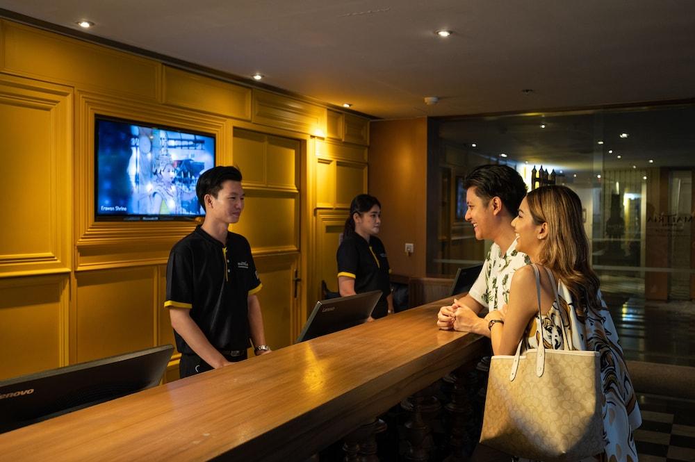 Maitria Hotel Sukhumvit 18 Bangkok - Reception