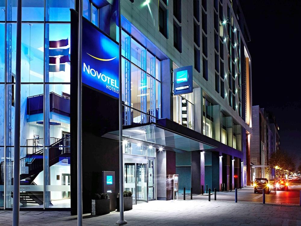 Novotel London ExCeL - Exterior