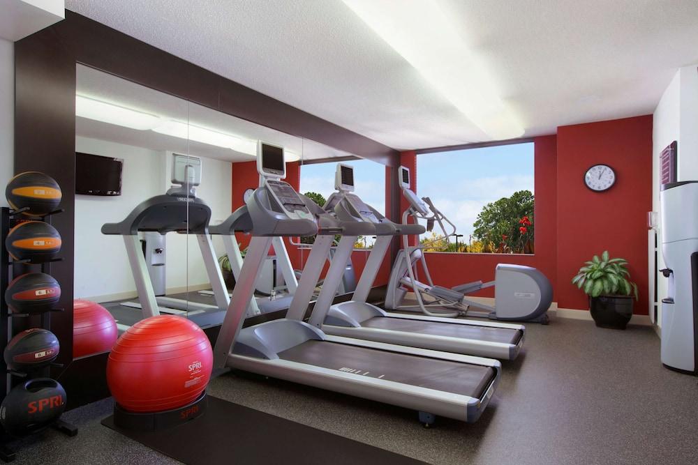 Homewood Suites by Hilton Falls Church - I-495 at Rt. 50 - Fitness Facility