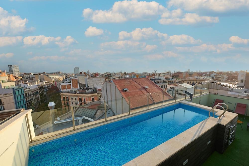 1881 Barcelona Gran Rosellon Hotel - Rooftop Pool