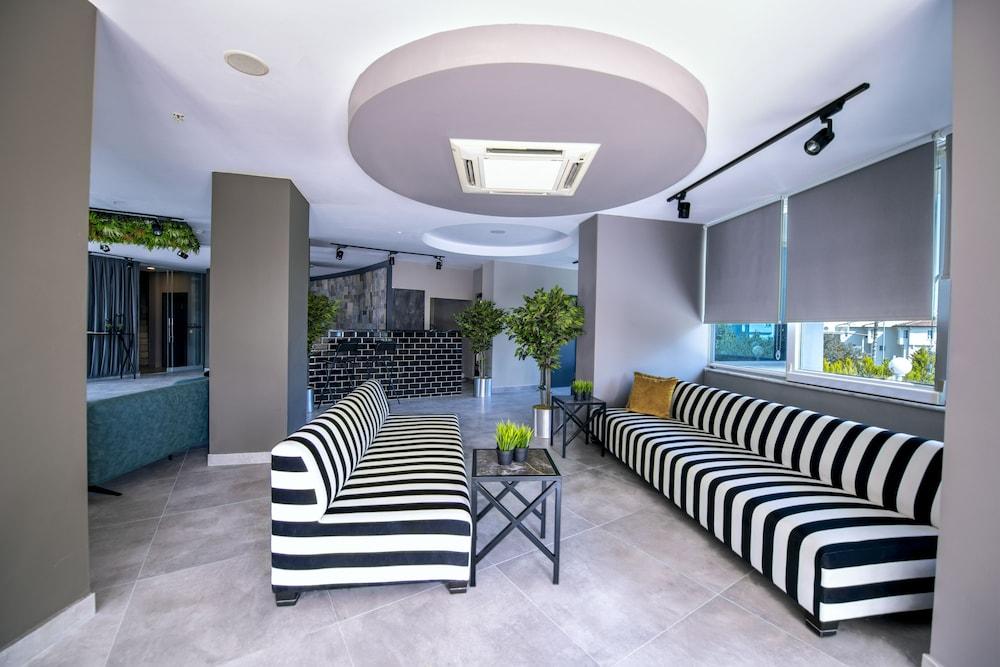 Tourist Hotel Antalya - Lobby Sitting Area