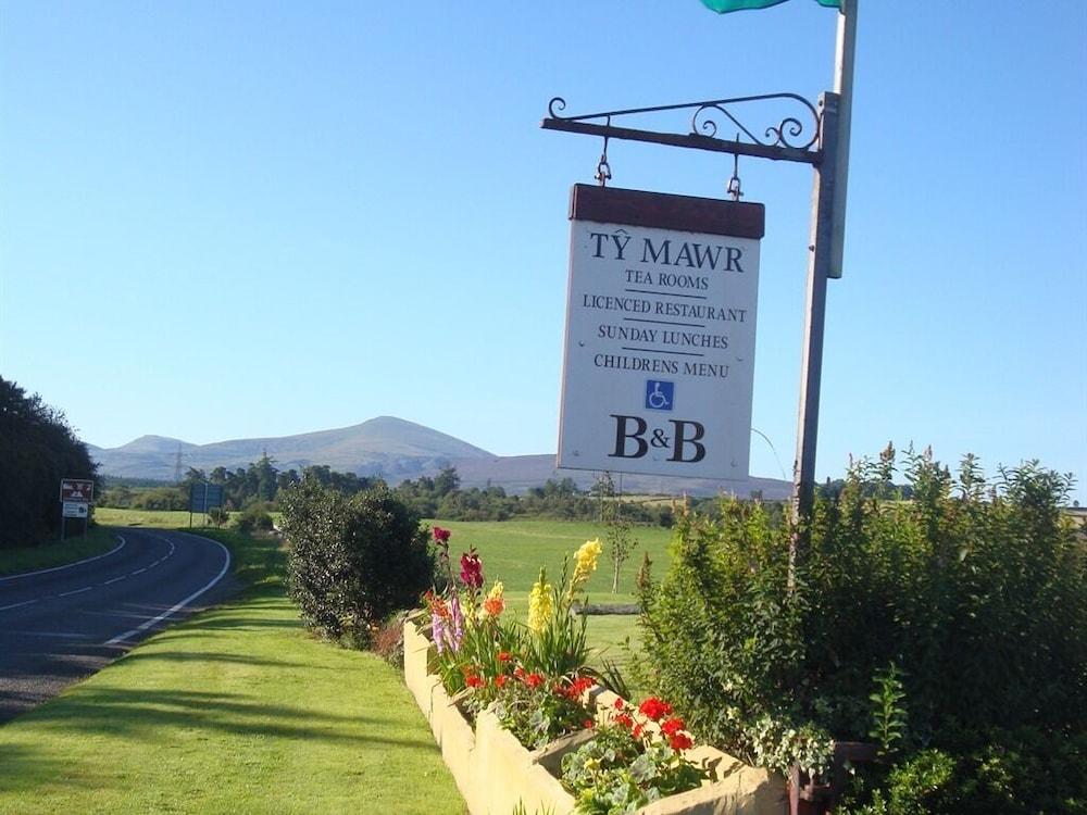 Groeslon Ty Mawr B&B - Featured Image