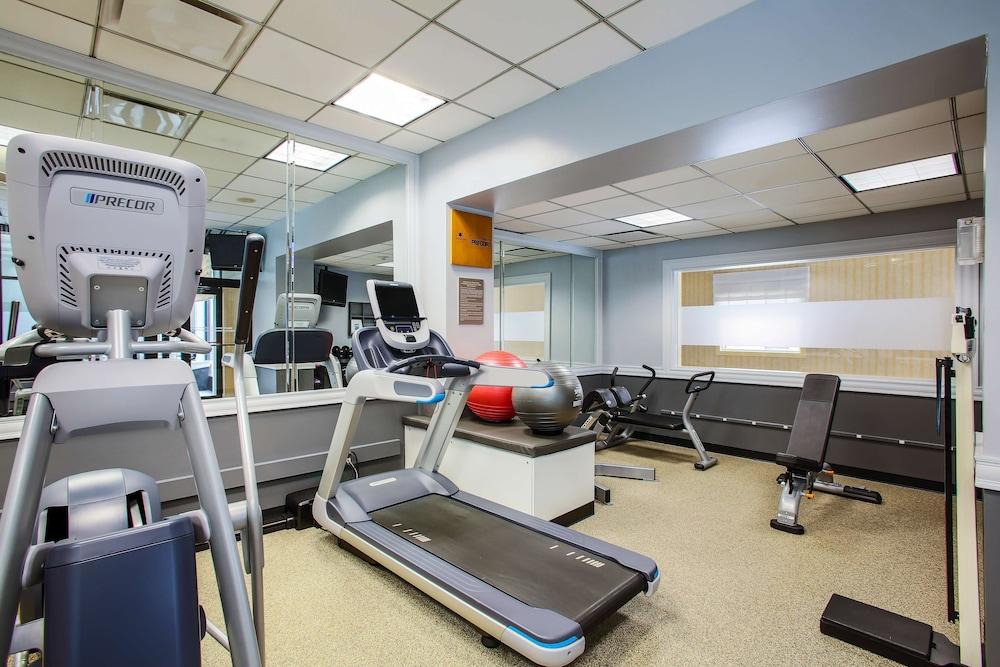 DoubleTree by Hilton Chicago - Alsip - Fitness Facility