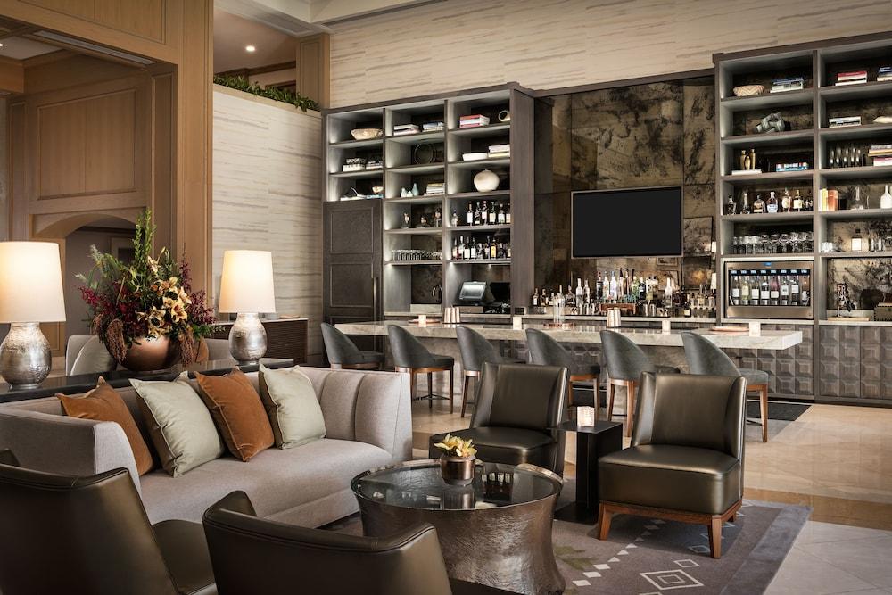 The Canyon Suites at The Phoenician, Luxury Collection - Lobby Lounge