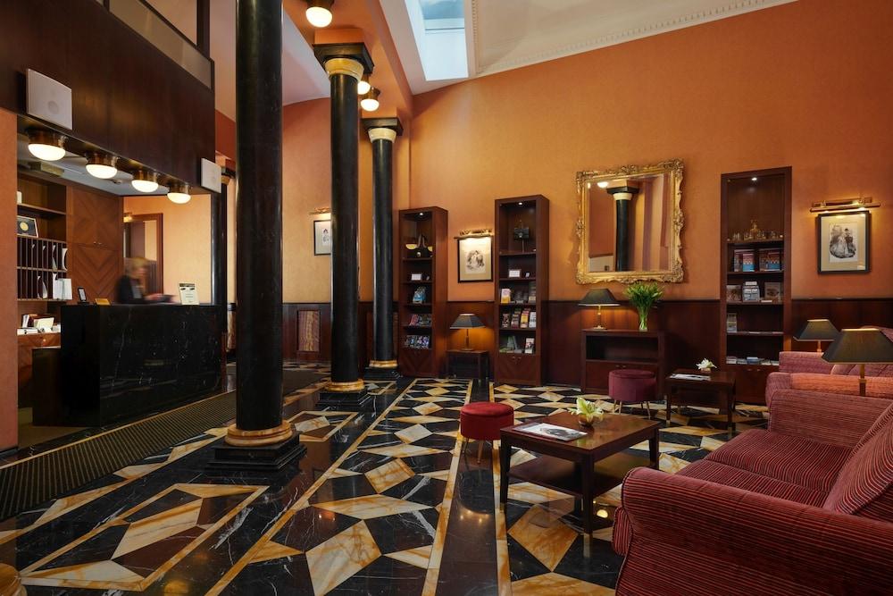 Ventana Hotel Prague - Lobby