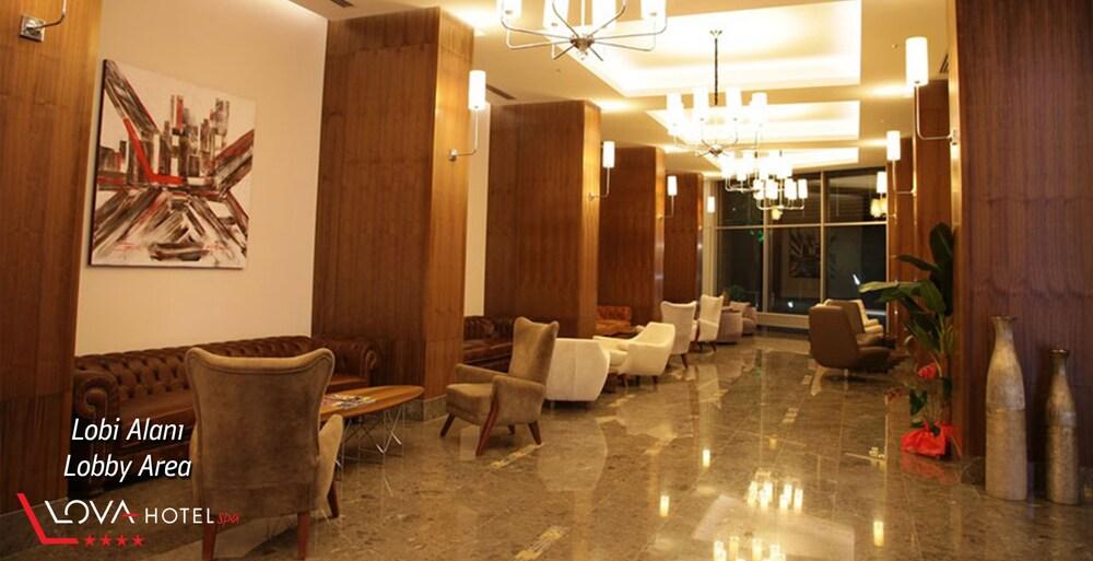 Lova Hotel SPA - Lobby Lounge