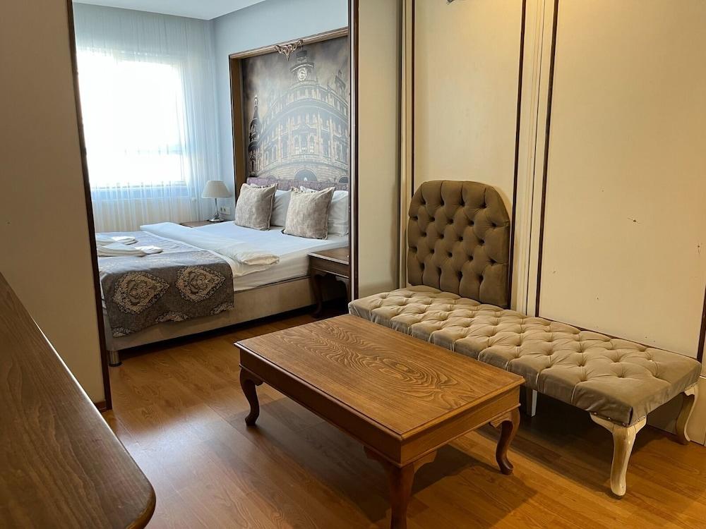 Elite Marmara Bosphorus Suites - Room