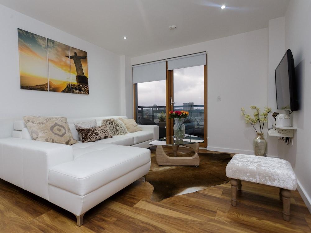 Live in Leeds Sky Penthouse - Featured Image