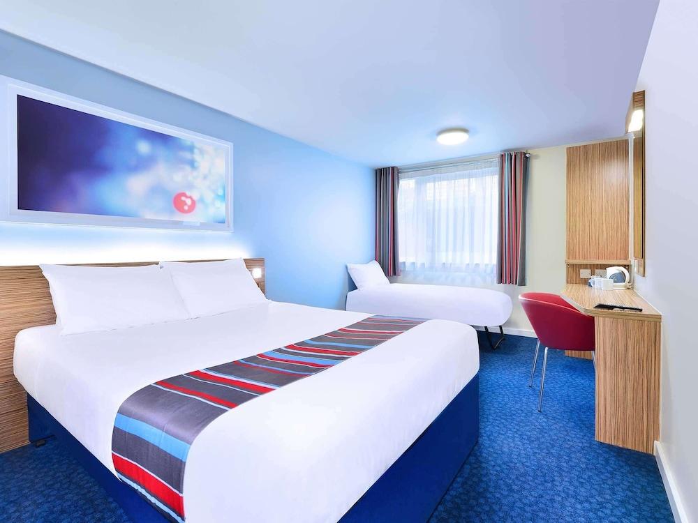Travelodge Manchester Central Arena - Room