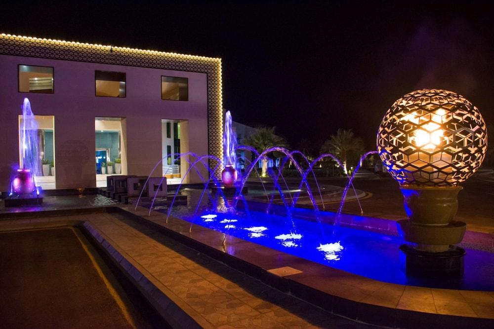 Radisson Blu Resort, Al Khobar Half Moon Bay - Exterior
