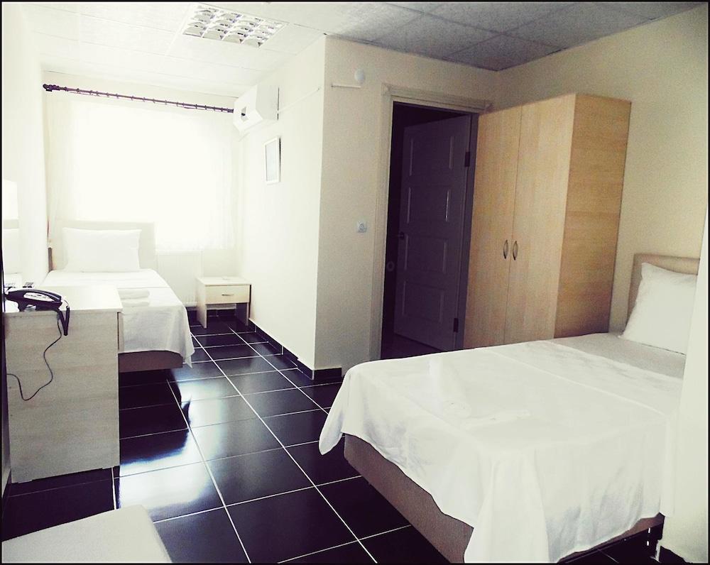Saral Hotel - Room