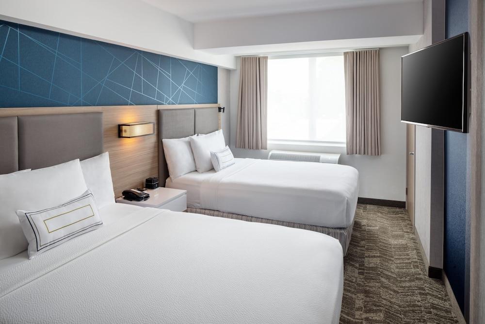 SpringHill Suites by Marriott New York JFK Airport/Jamaica - Featured Image
