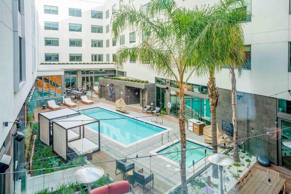 Shashi Hotel Mountain View, an Urban Resort - Outdoor Pool