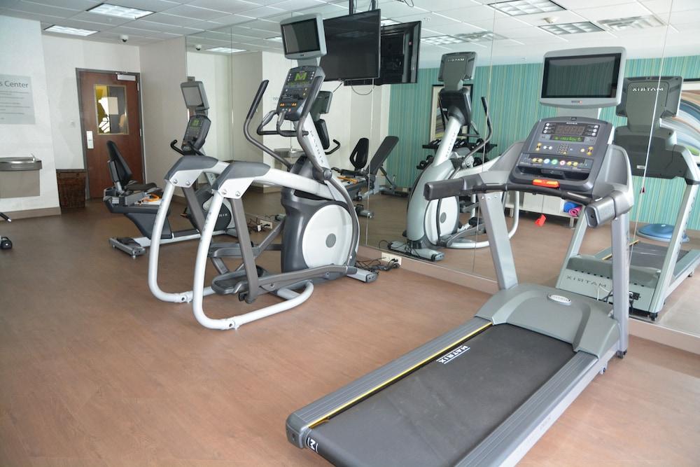 Holiday Inn Express & Suites, Caryville, an IHG Hotel - Fitness Facility