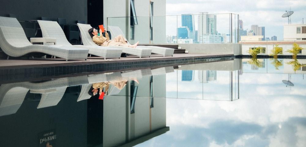 De Prime@rangnam, Your Tailor Made Hotel - Pool