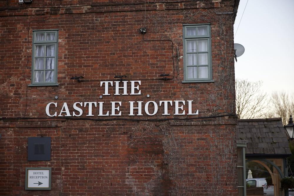 Castle Hotel by Greene King Inns - Exterior