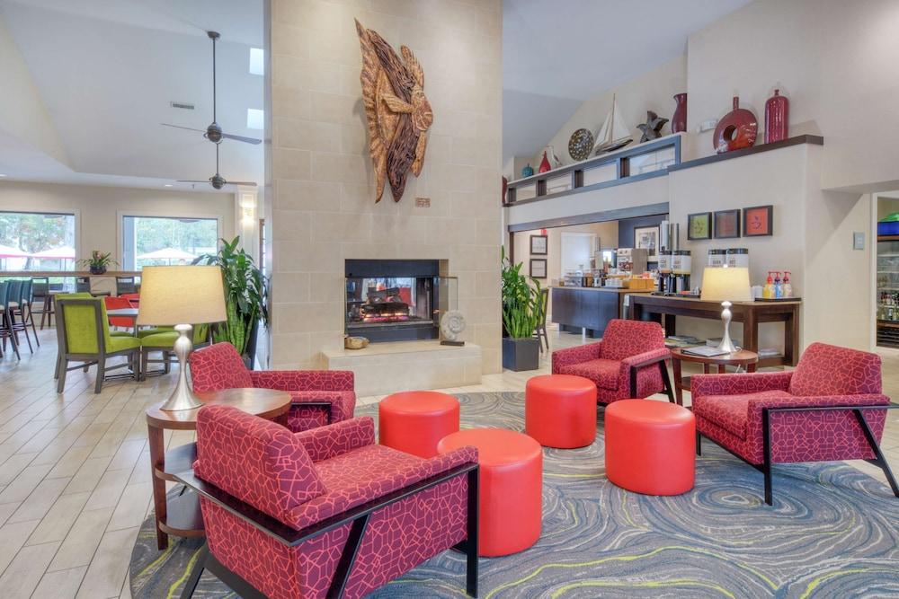 Hampton Inn & Suites Wilmington/Wrightsville Beach - Lobby