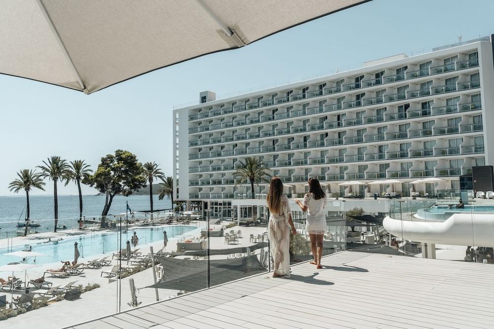 The Ibiza Twiins Hotel - Exterior