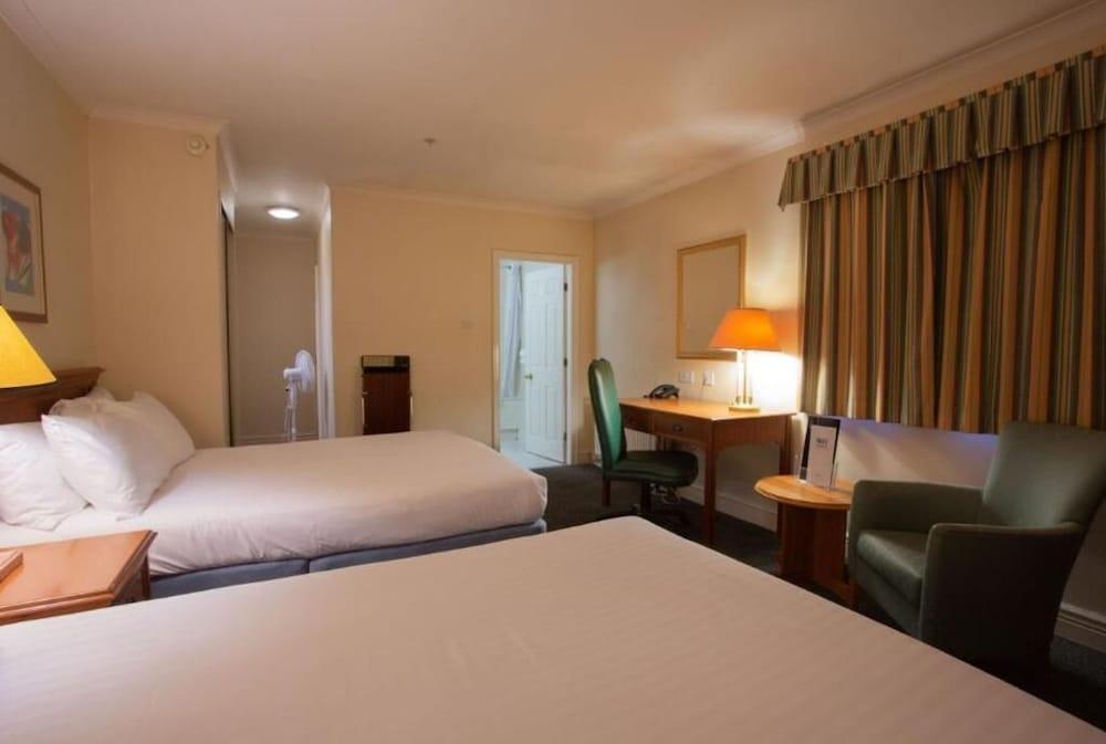 Tong Park Hotel - Room