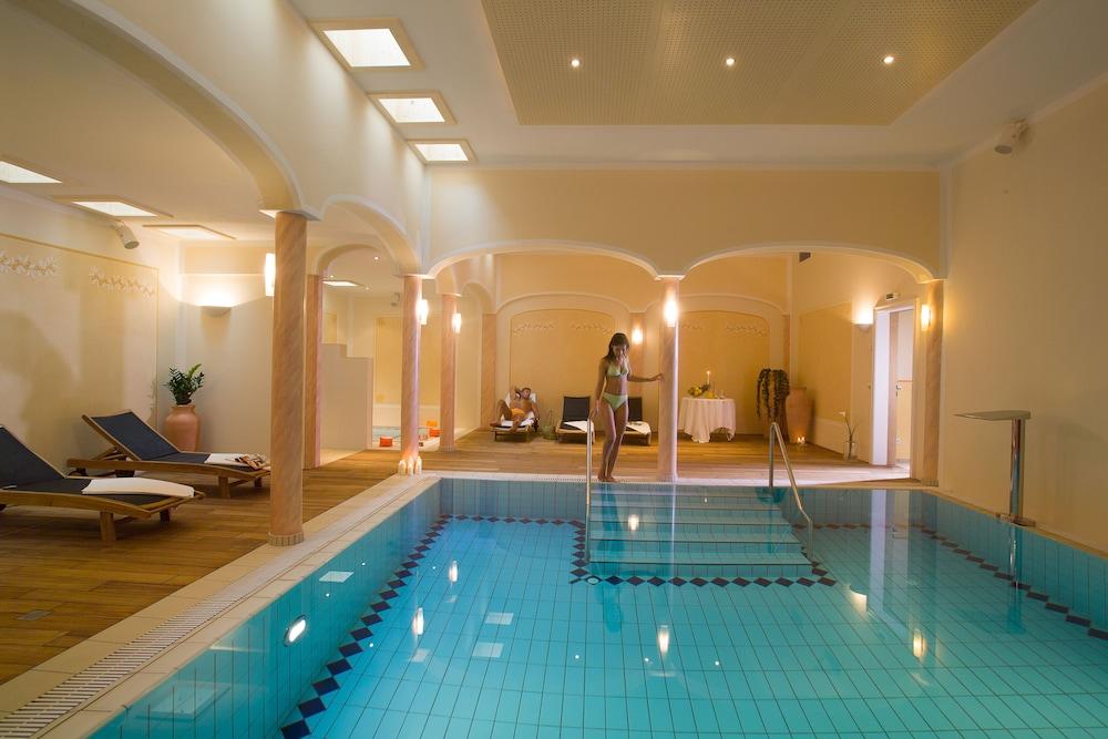 Alpen Hotel Post - Indoor Pool