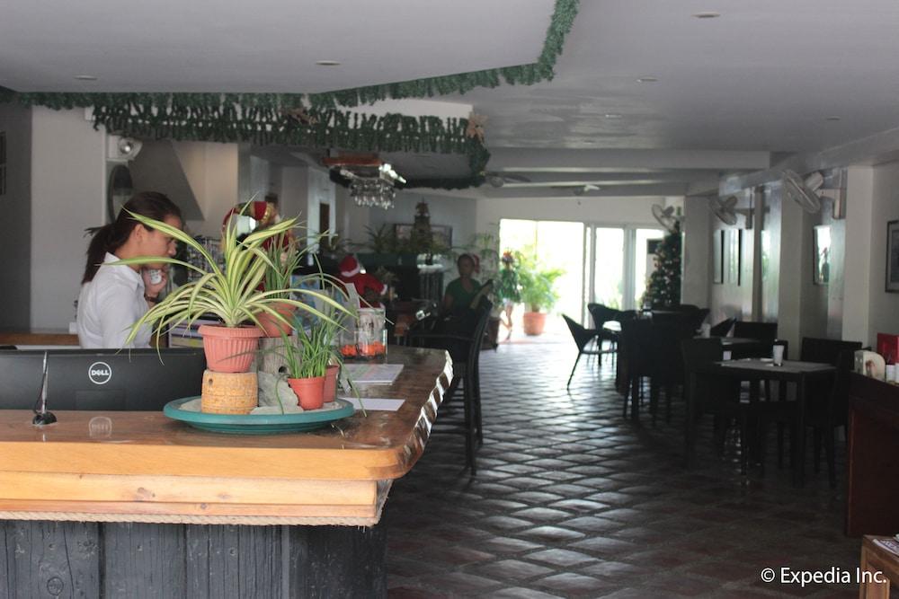 Mangrove Resort Hotel - Lobby