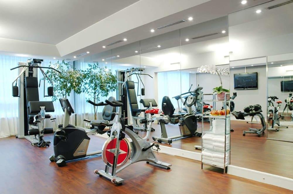 Hotel Auteuil - Fitness Facility
