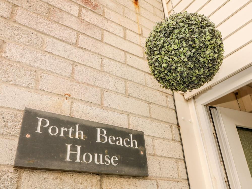 Porth Beach House - Interior
