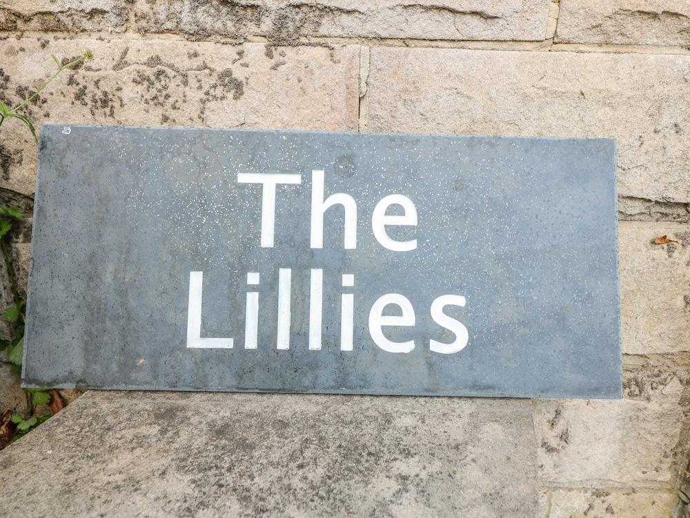 The Lillies - Property Grounds