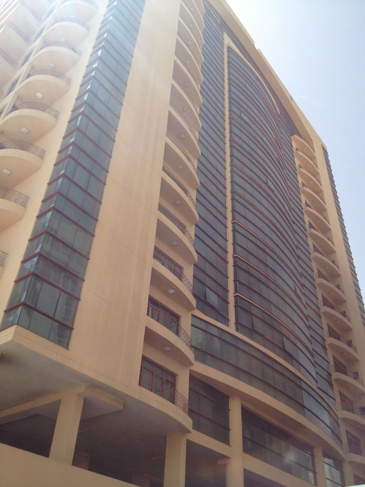 Al Manzil Hotel Bahrain - Exterior