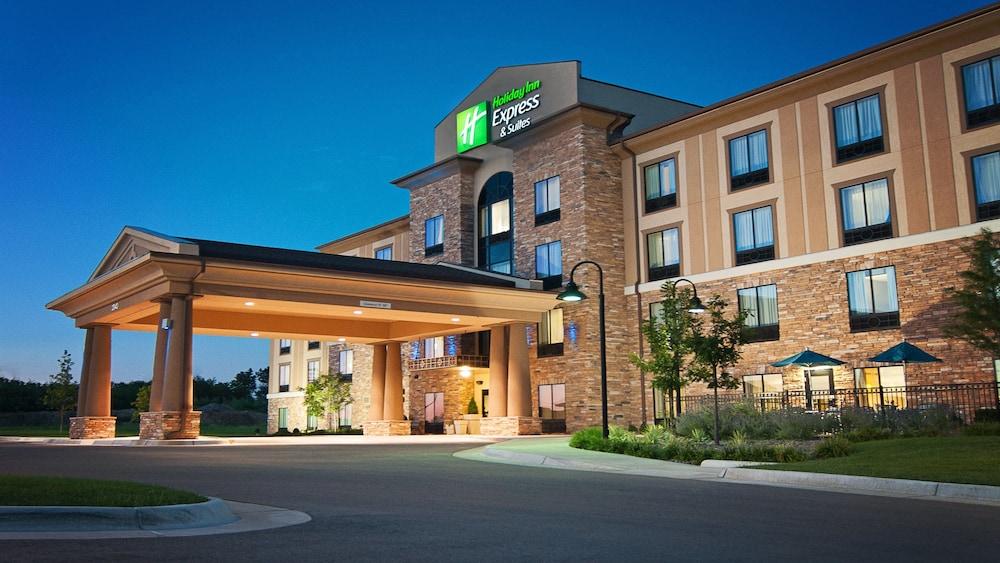 Holiday Inn Express & Suites Wichita Northeast, an IHG Hotel - Featured Image