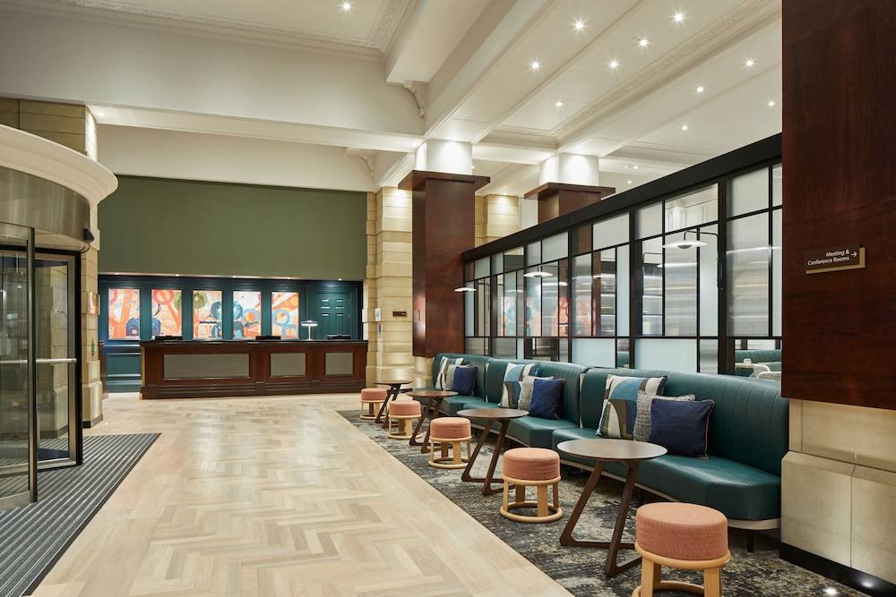 Leeds Marriott Hotel - Lobby Lounge
