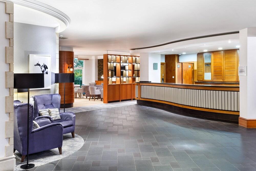 Delta Hotels by Marriott Cheltenham Chase - Lobby
