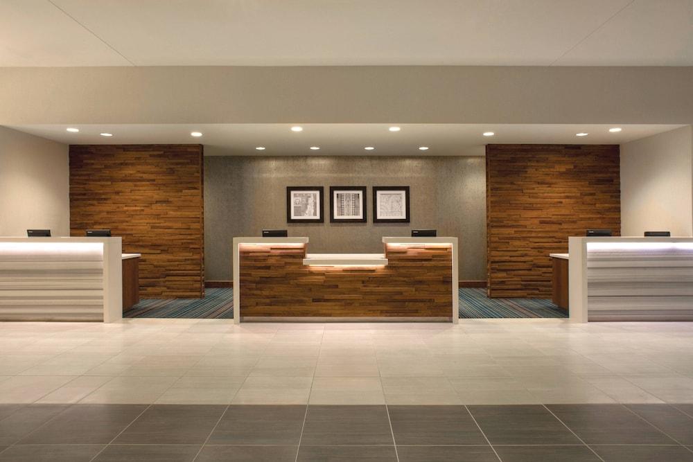 Marriott Tulsa Hotel Southern Hills - Featured Image