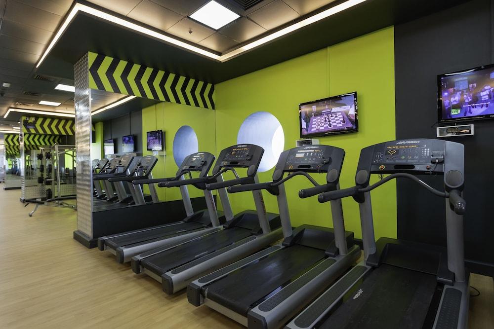 One Perfect Stay - Elite Residences - Gym