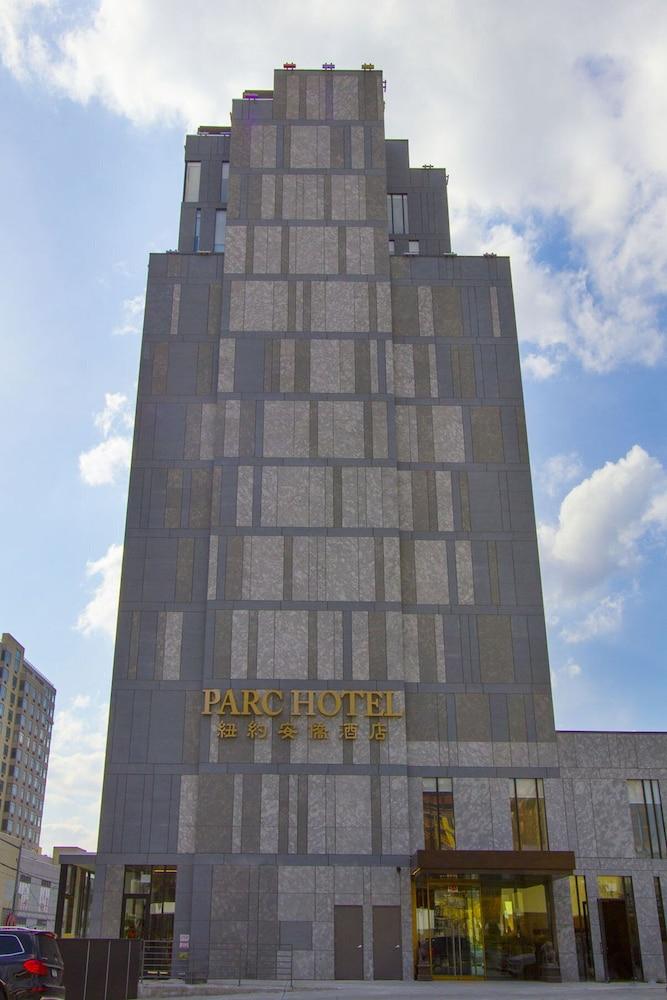 The Parc Hotel - Featured Image