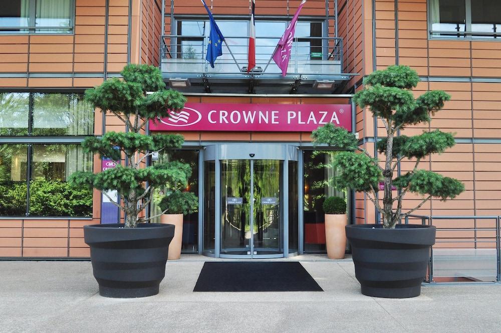 Crowne Plaza Lyon - Cité Internationale, an IHG Hotel - Exterior