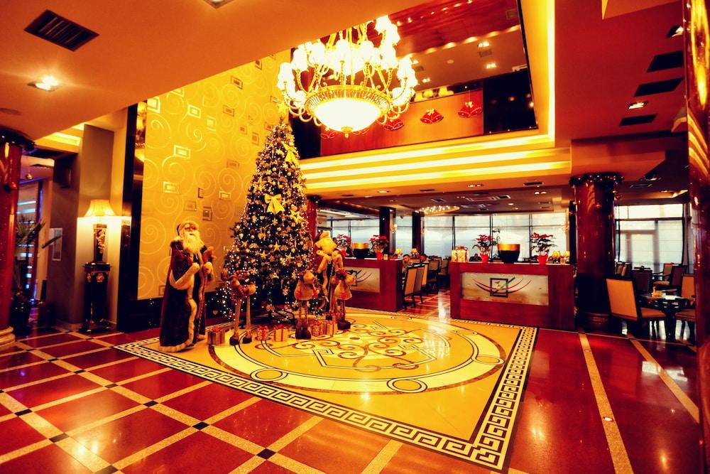 Europa Grand Hotel - Lobby