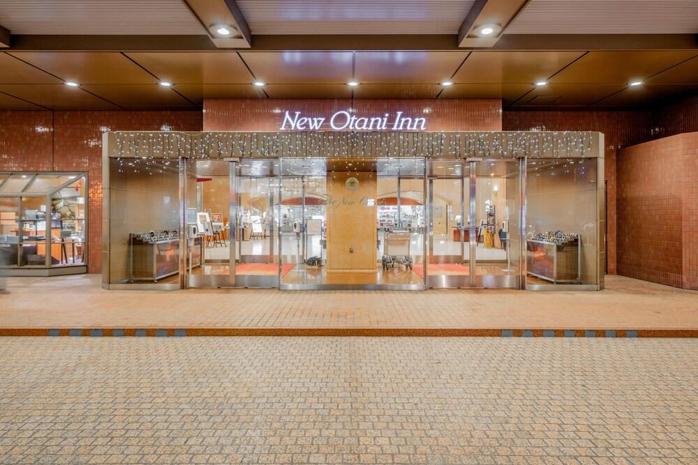 New Otani Inn Sapporo - Interior Entrance