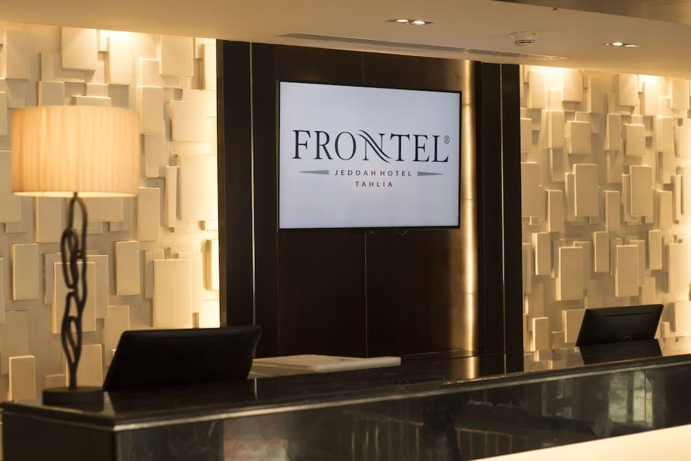 فندق فرونتيل جدة - التحلية - Reception