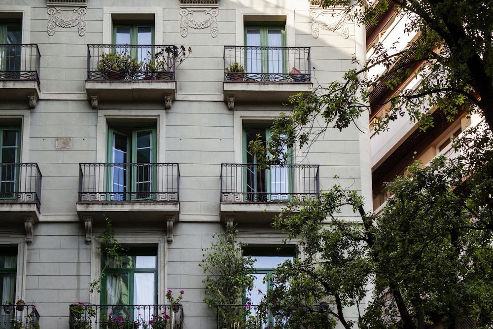 Las Ramblas Pasaje Bacardi Apartments - Exterior