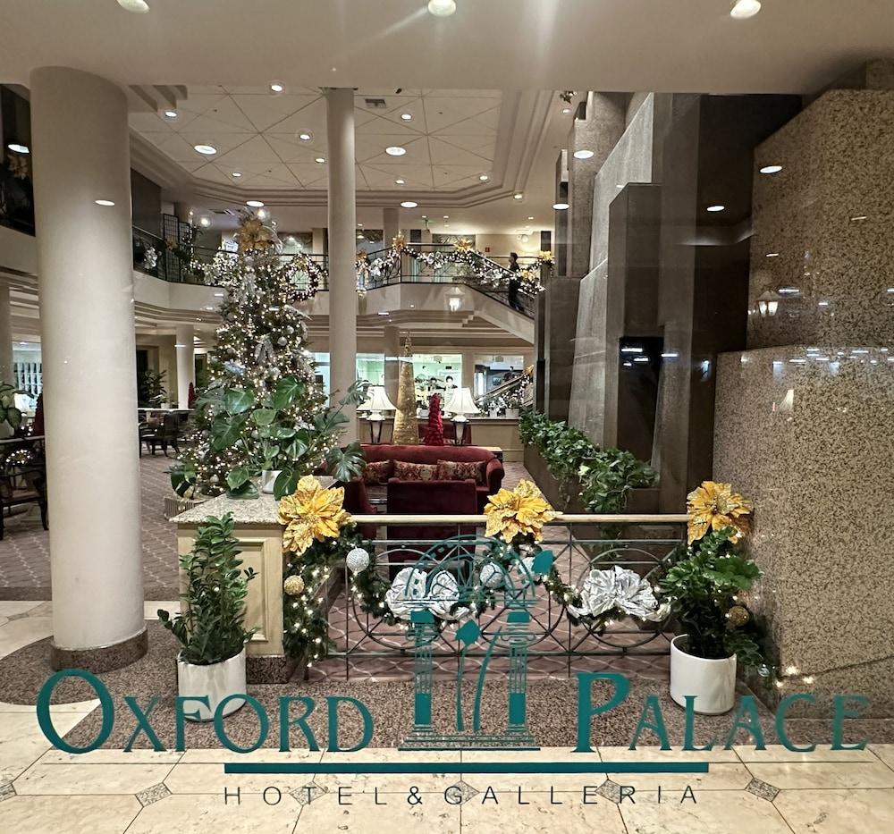 Oxford Palace Hotel And Galleria - Lobby Lounge