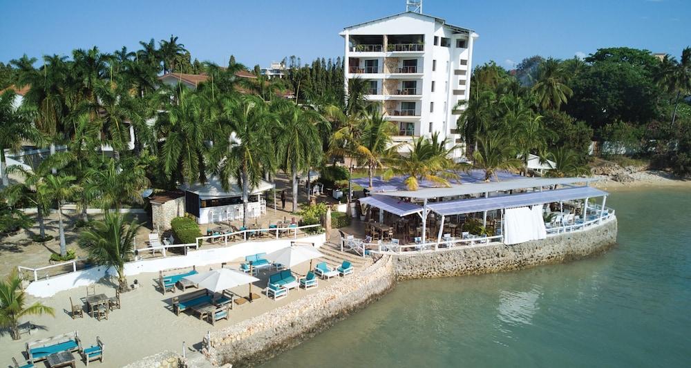 Coral Beach Hotel Dar Es Salaam - Exterior