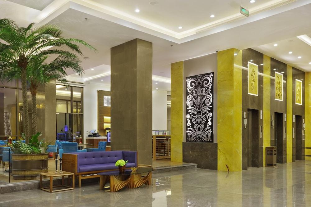 Warwick Hotel Jeddah - null